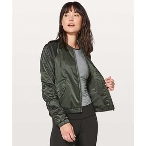 Lululemon Women's Evergreen Above The Clouds Bomber Jacket Size 10